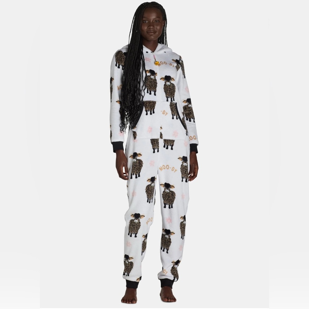 Holiday Time Women’s Cow Union Suit with Hood, Sizes S(4-6)